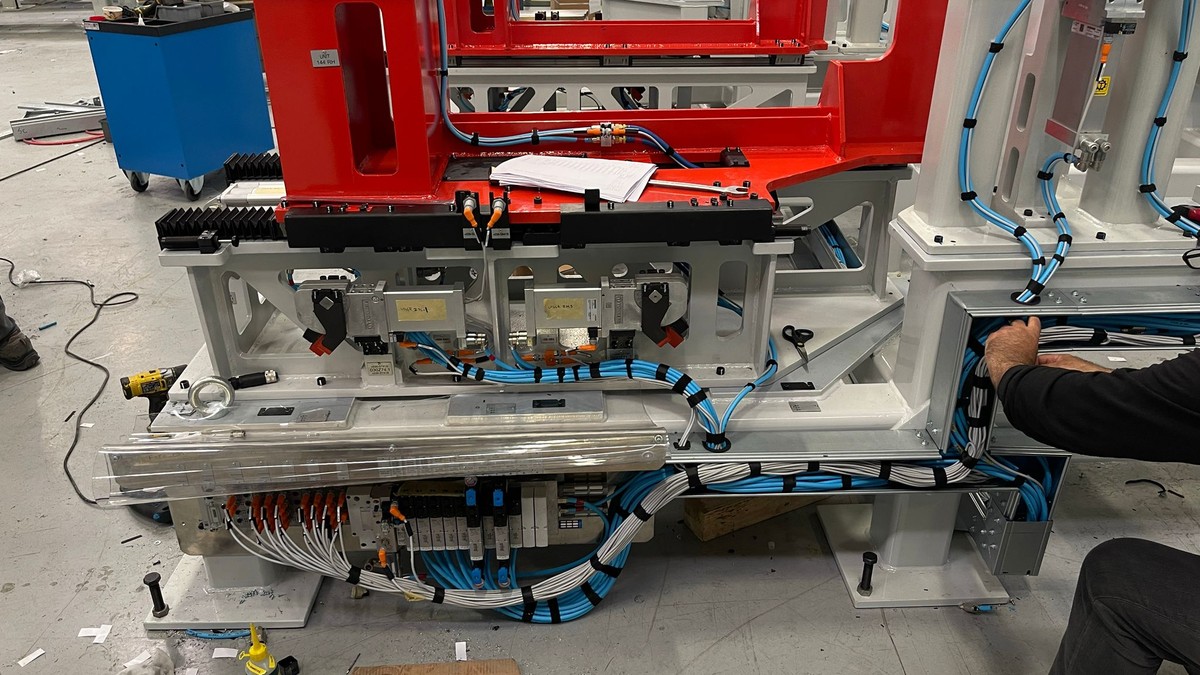 Robotik gripper ve fixture